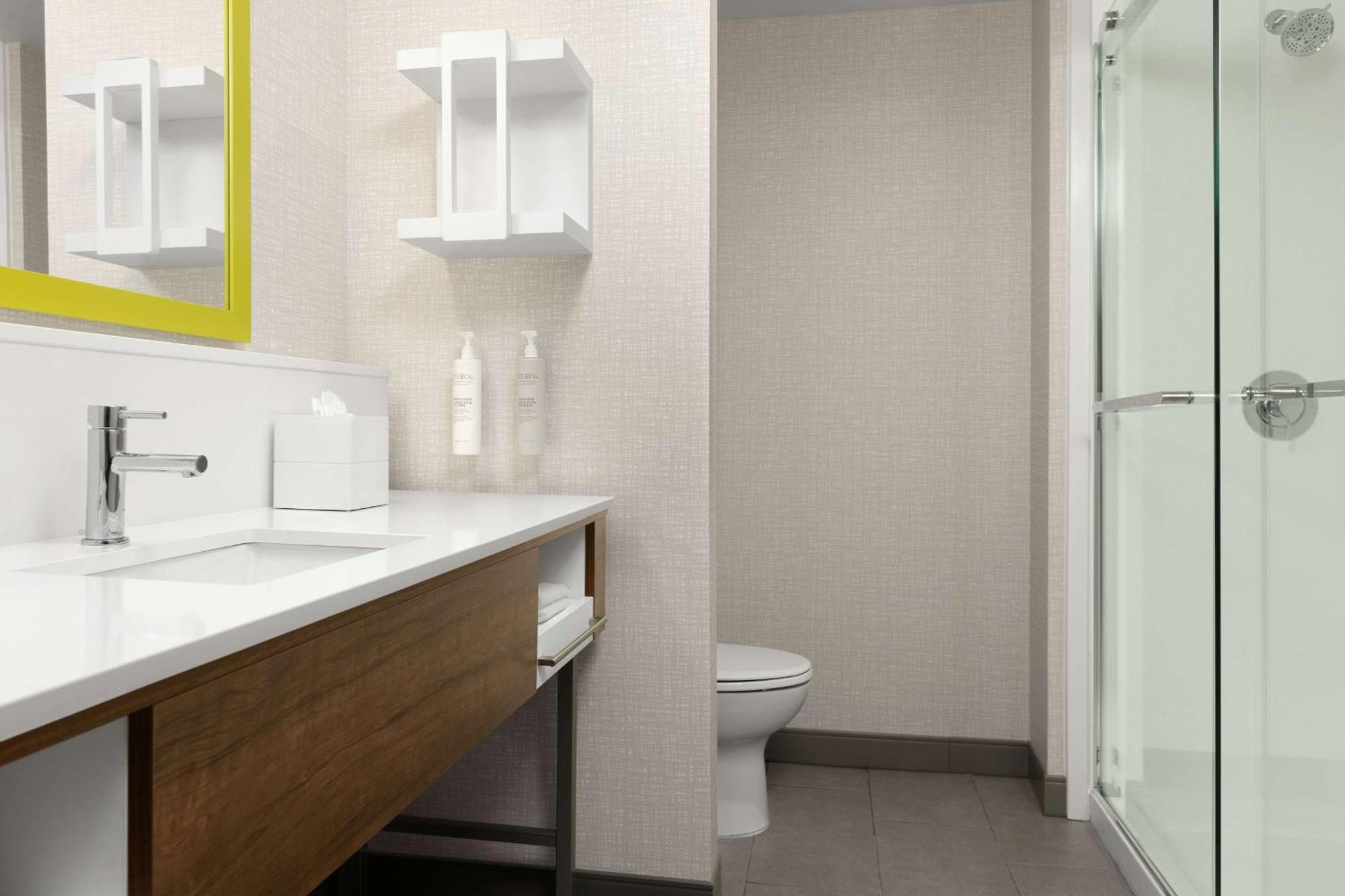 Hampton Inn & Suites Durham University Medical Center Kültér fotó