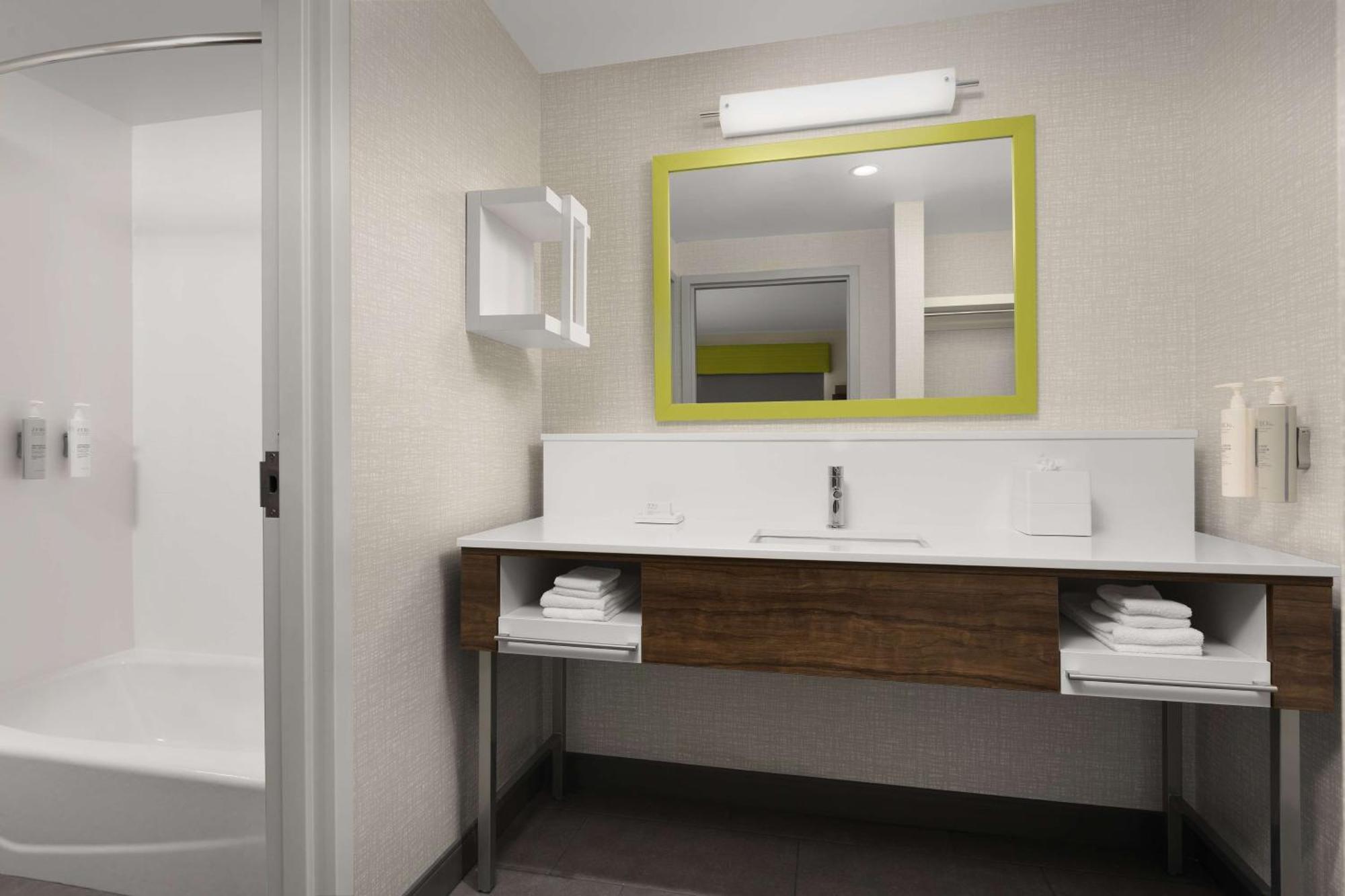 Hampton Inn & Suites Durham University Medical Center Kültér fotó